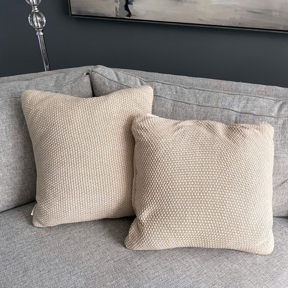 Set 2 Cream Calvin Klein Luxury Bedding Throw Pillows Knit Textured Ivory Beige